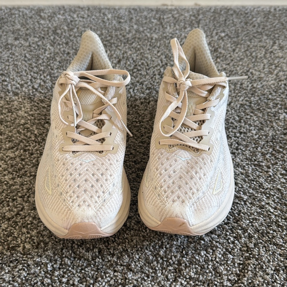 FPMOVEMENT Women's Cream Athletic Shoes